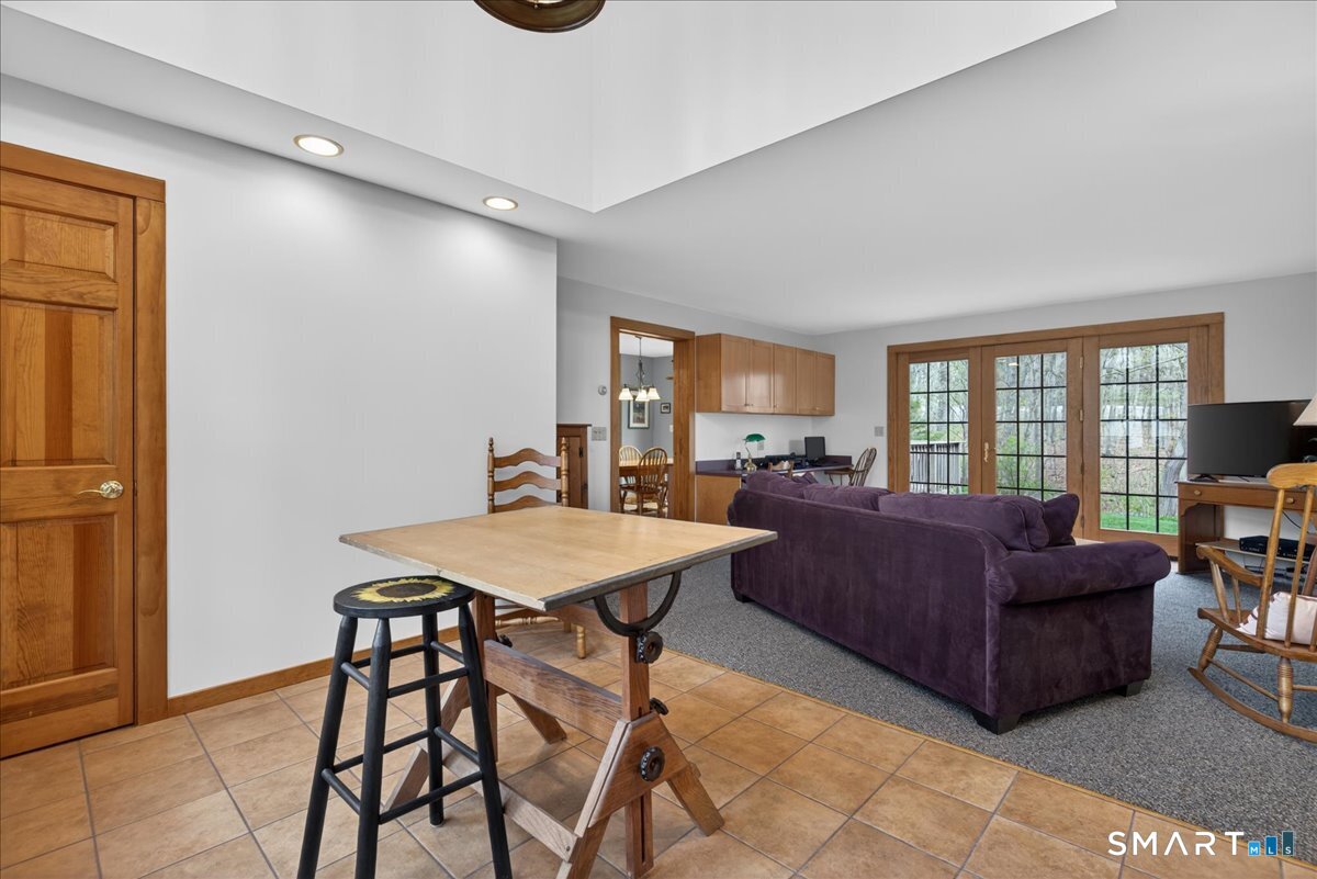 24 Country Way Wallingford, CT 06492 - Photo 14 of 37