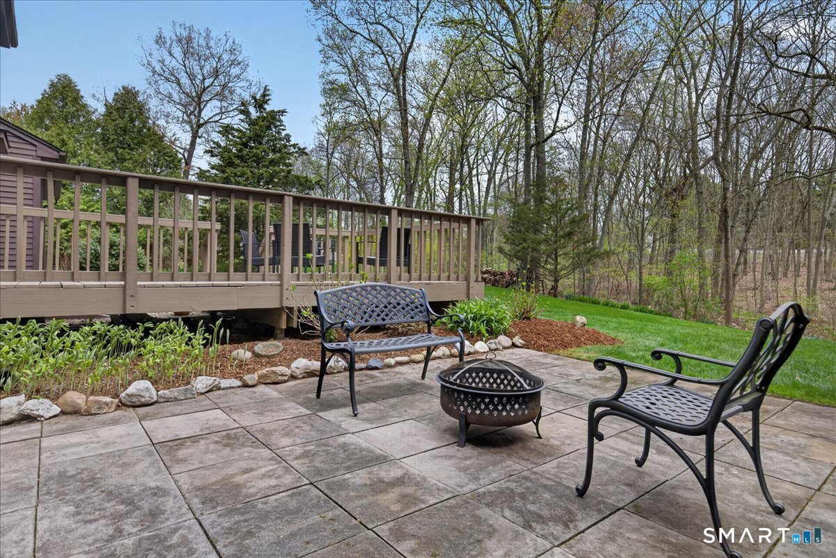 24 Country Way Wallingford, CT 06492 - Photo 29 of 37