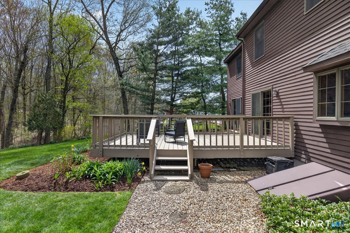 24 Country Way Wallingford, CT 06492 - Photo 33 of 37