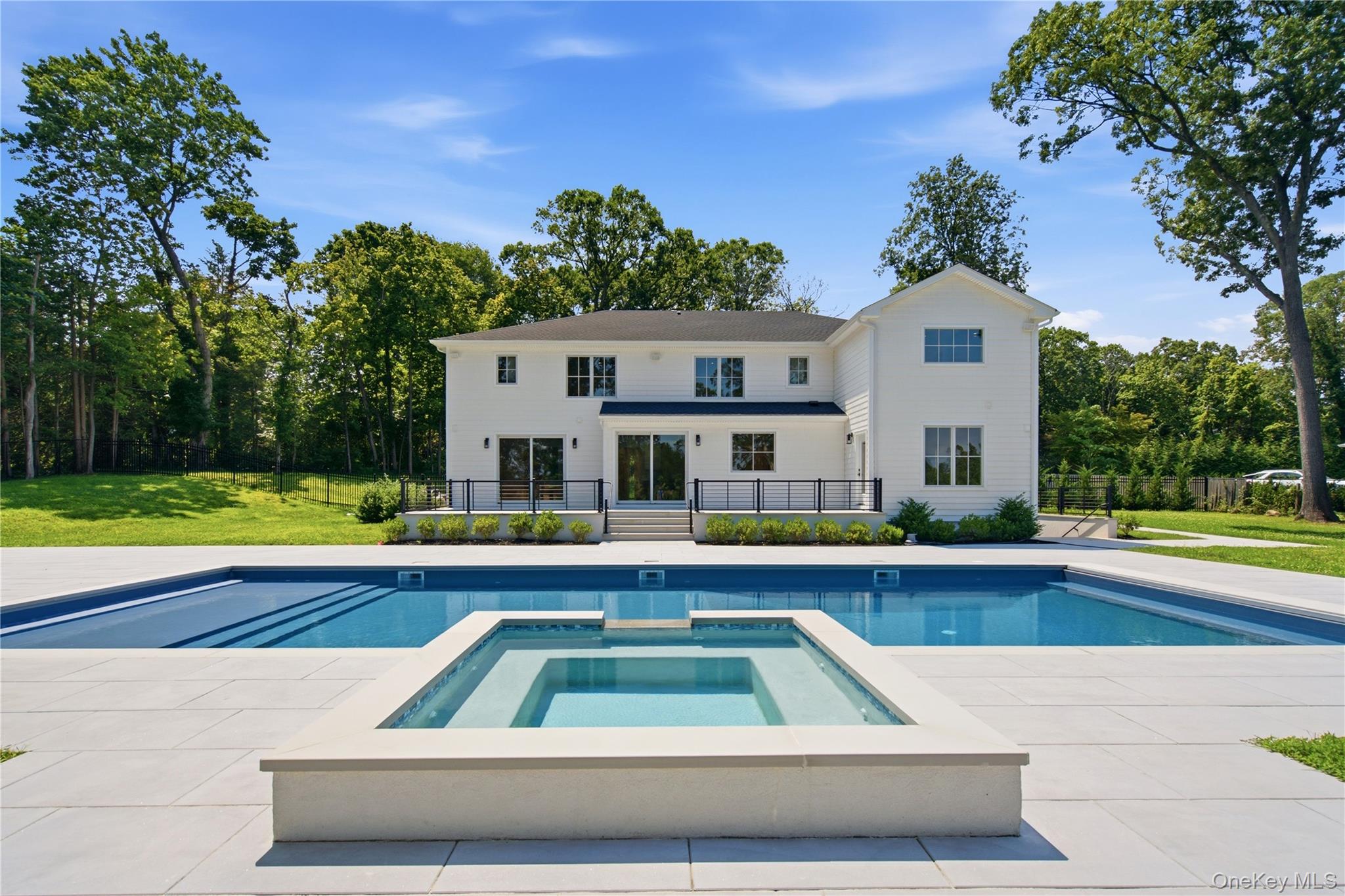 32 Pine Road Syosset, NY 11791 - Photo 29 of 35
