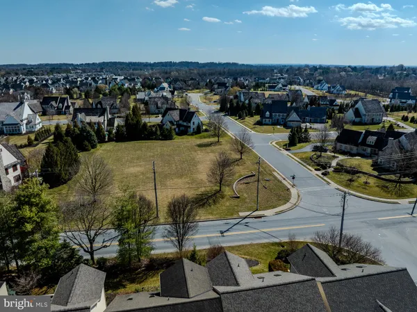 $249,900 | 902 Bent Creek Drive, Lititz, PA 17543