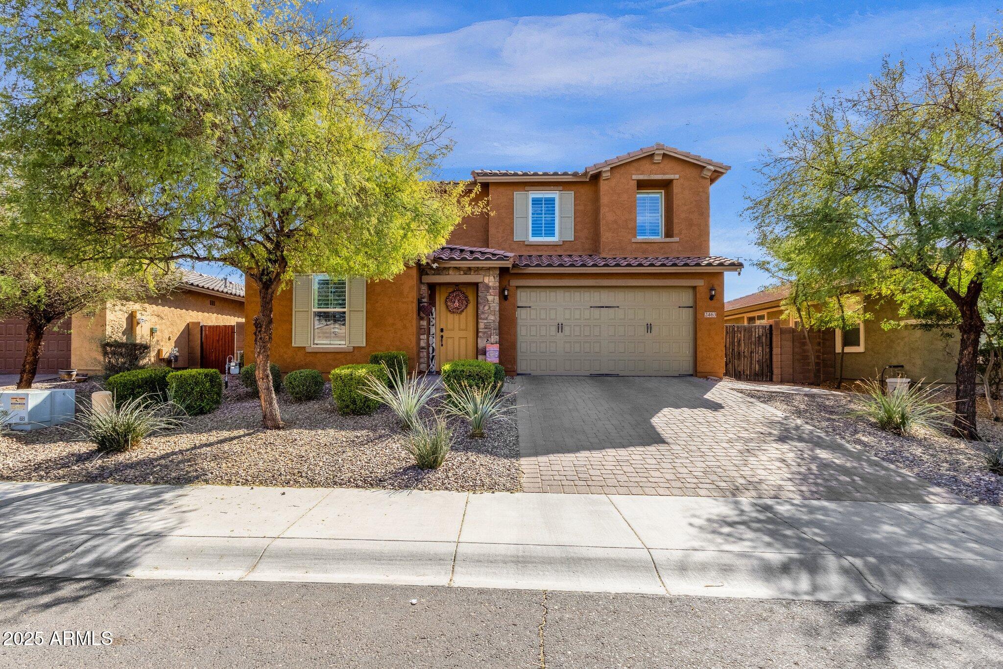 2463 East Stacey Road Gilbert, AZ 85298 - Photo 3 of 56 2-web-or-mls-2463-e-stacey-rd