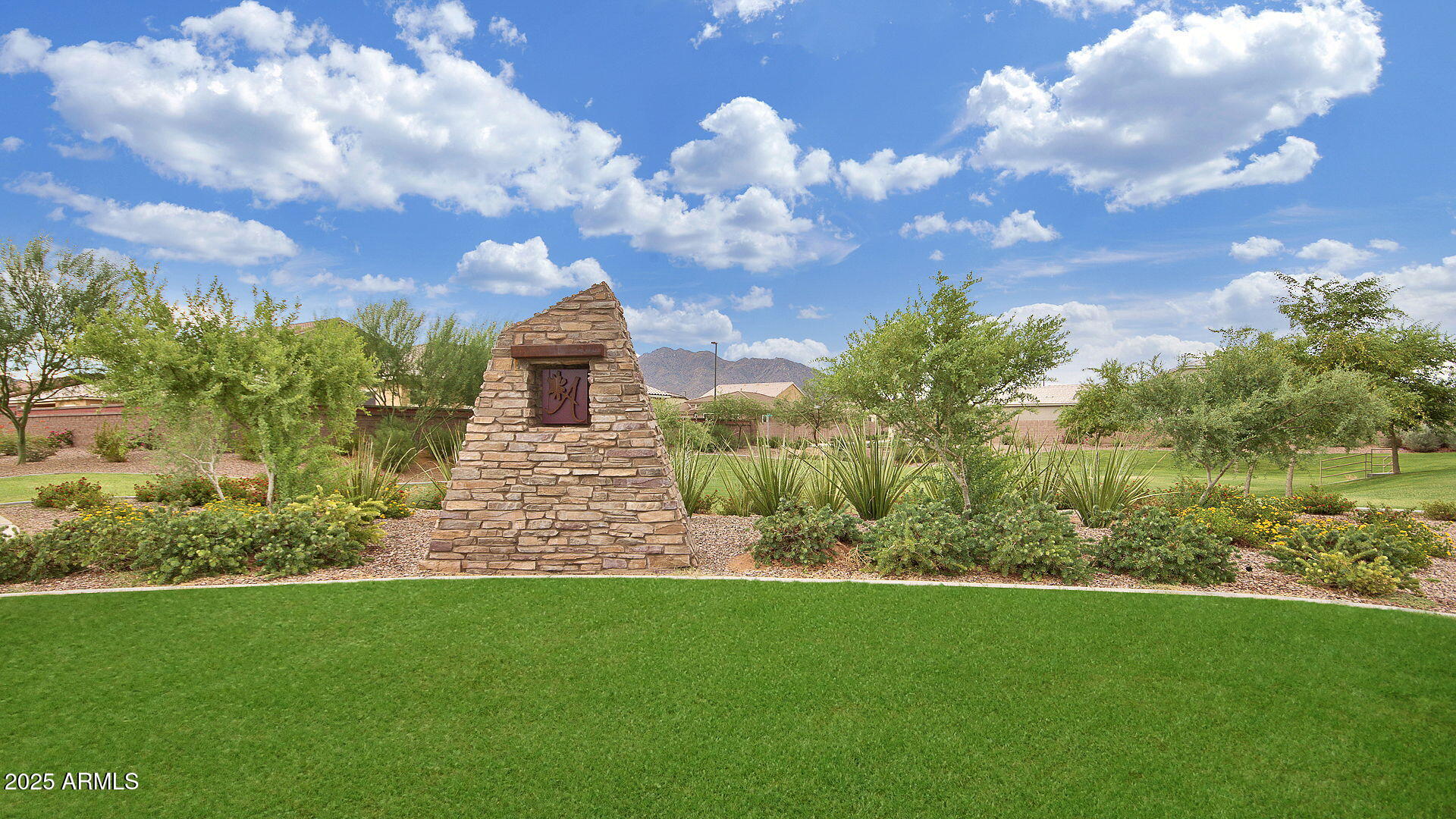 2463 East Stacey Road Gilbert, AZ 85298 - Photo 52 of 56 56-web-or-mls-2463-e-stacey-rd