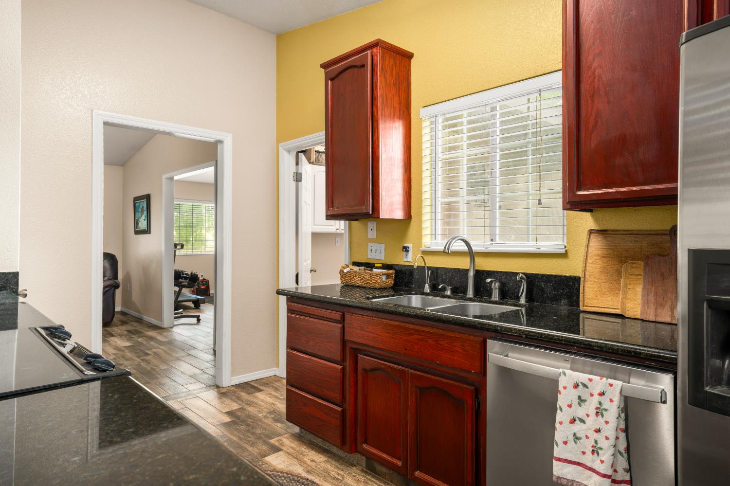 9475 Alta Mesa Road Wilton, CA 95693 - Photo 11 of 80