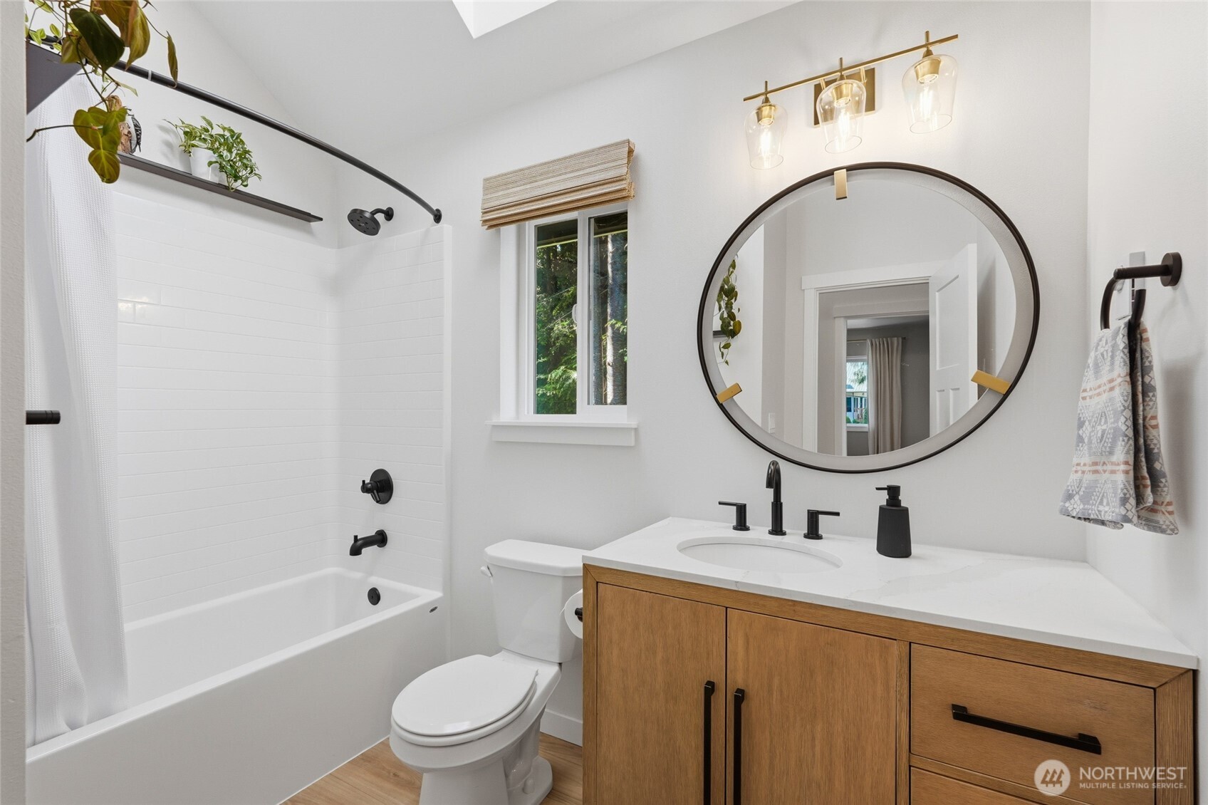 1305 Southwest Lake Roesiger Road Snohomish, WA 98290 - Photo 17 of 34