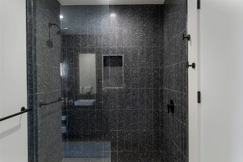 $949,900 | 48 East Avenue, Unit 2911, Austin, TX 78701
