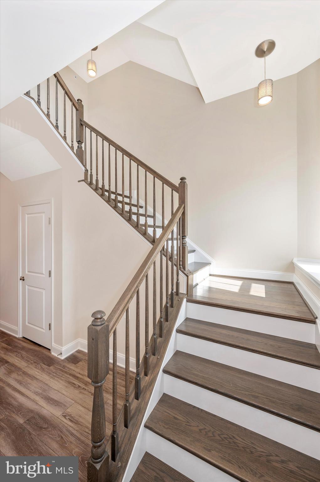 1009 Holden Road Frederick, MD 21701 - Photo 4 of 74 Gallery Image 4