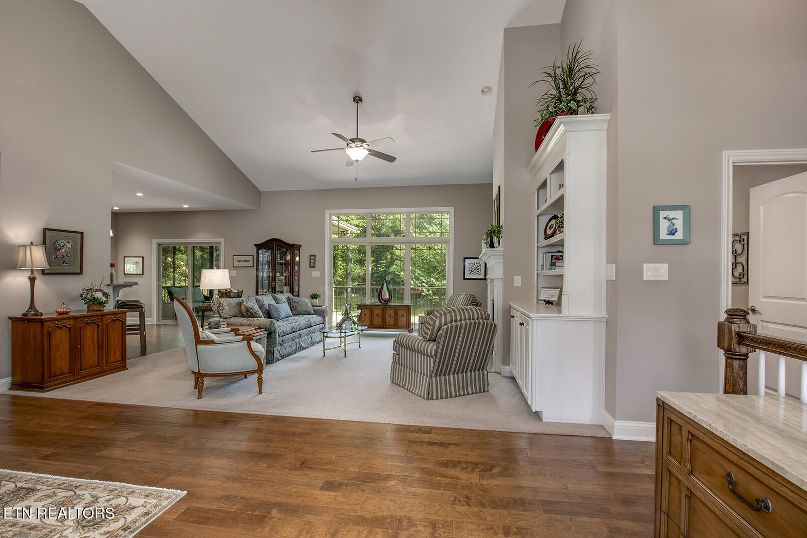 118 Daleyuhski Way Loudon, TN 37774 - Photo 6 of 60 06_118 Daleyuhski Trace_EntryView