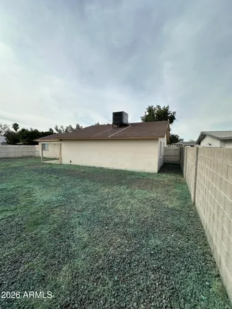 $1,749 | 20025 North 18th Drive, Phoenix, AZ 85027