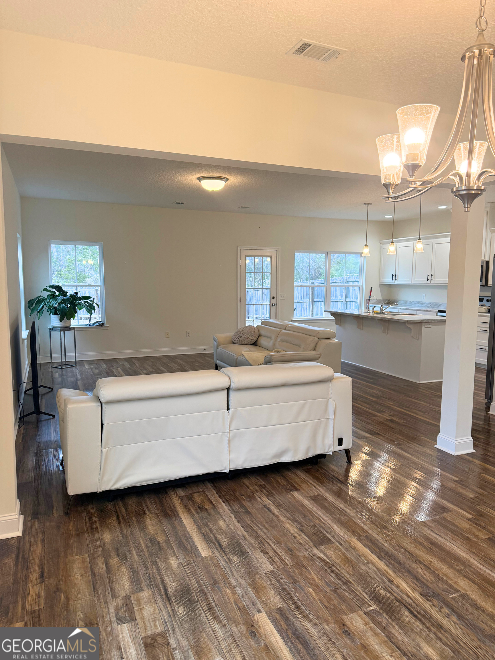 163 Chaffseed Circle Hinesville, GA 31313 - Photo 10 of 33