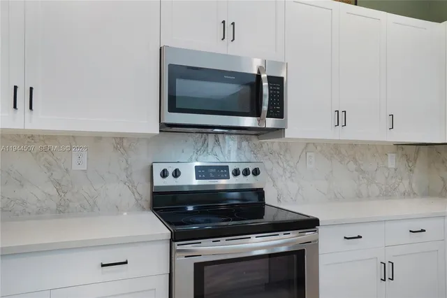 $3,200 | 20648 Northeast 7th Place, Miami, FL 33179