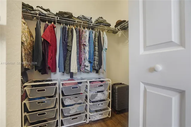 $3,200 | 20648 Northeast 7th Place, Miami, FL 33179