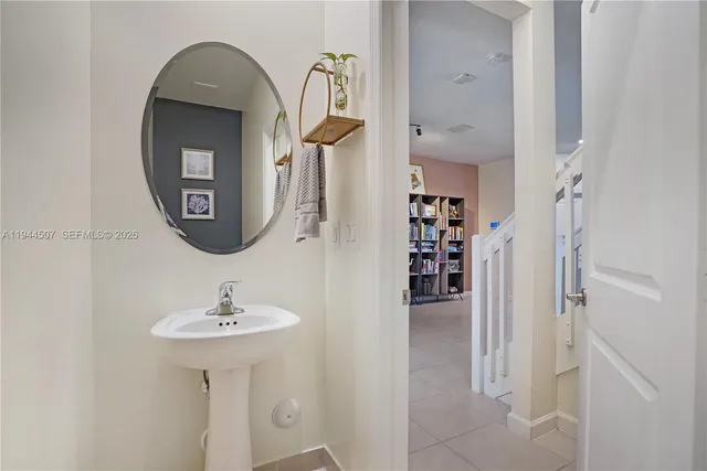 $3,200 | 20648 Northeast 7th Place, Miami, FL 33179