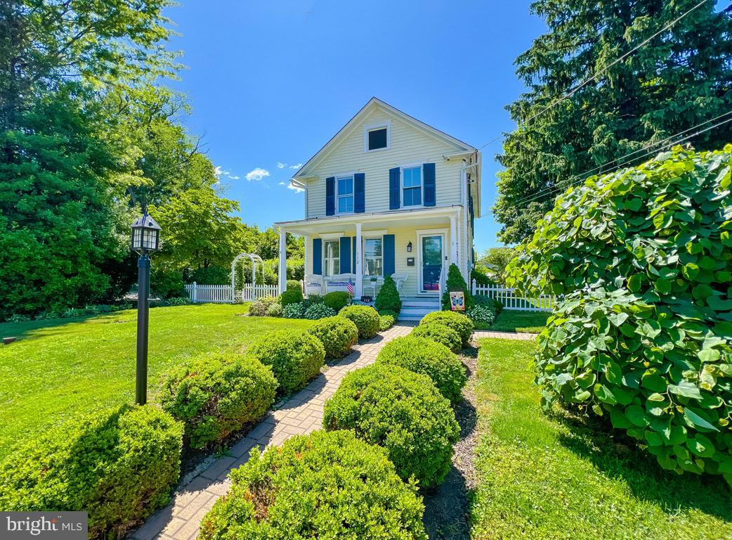 112 West Richardson Ave  