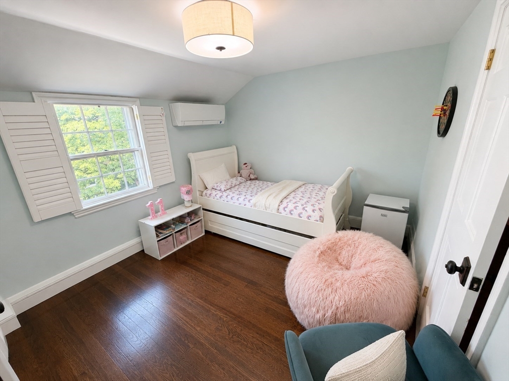 51 Hartman Road Newton, MA 02459 - Photo 12 of 23 Gallery Image 12