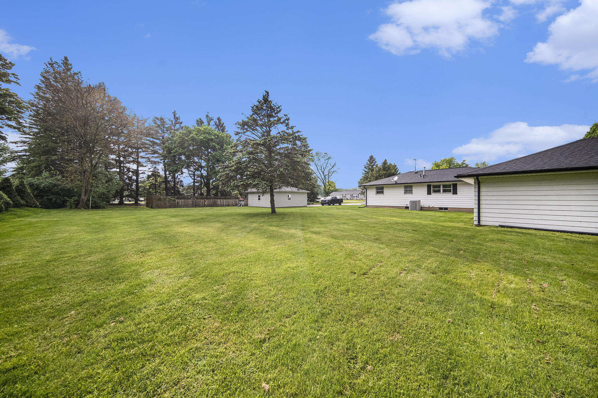 6405 King Road Spring Arbor, MI 49283 - Photo 9 of 32 sbp_58