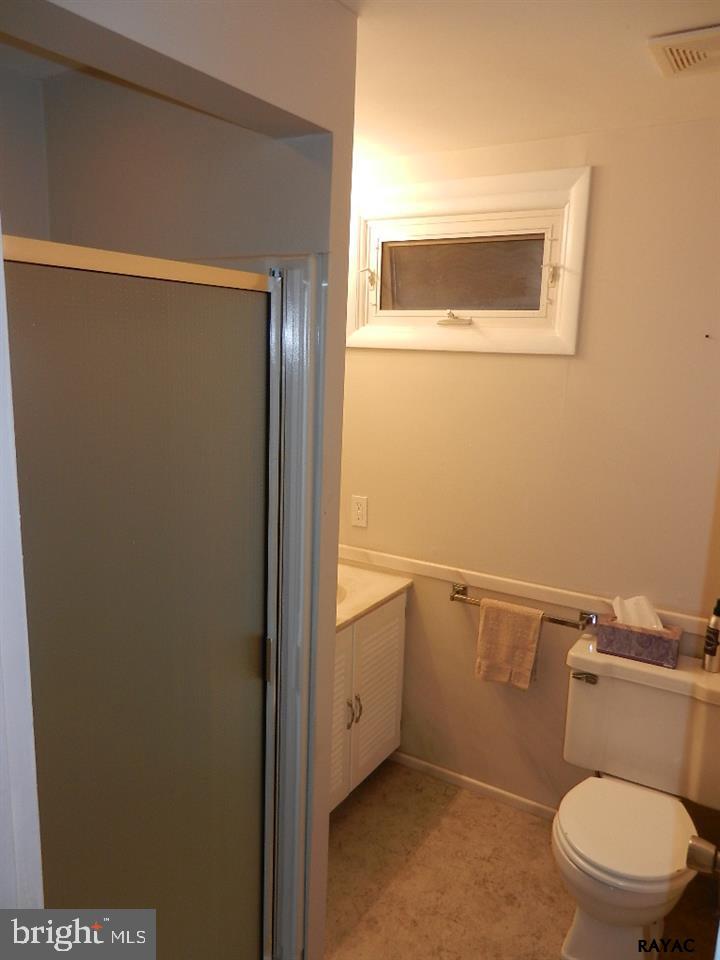 124 Forest Hills Road Red Lion, PA 17356 - Photo 13 of 31