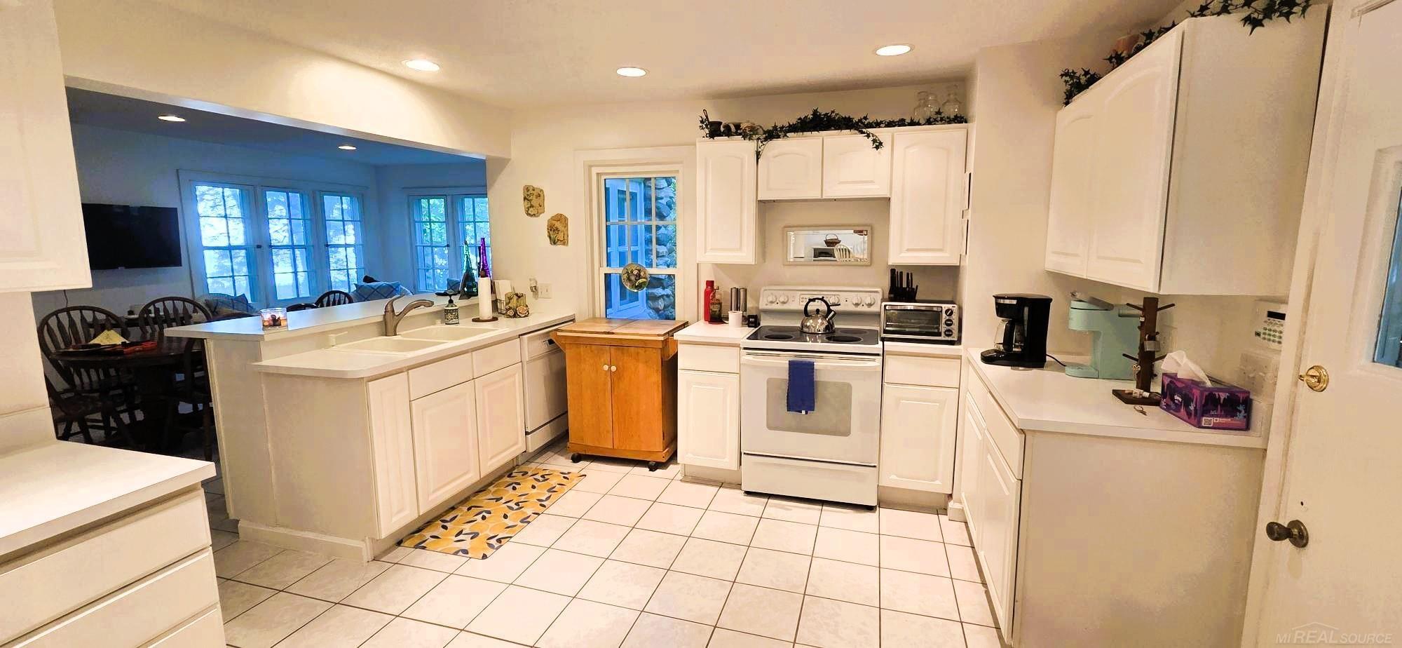 3671 Lakeshore Road Lexington, MI 48450 - Photo 13 of 60 Gallery Image 13