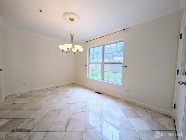 $535,000 | 3038 King Court, Green Brook, NJ 08812