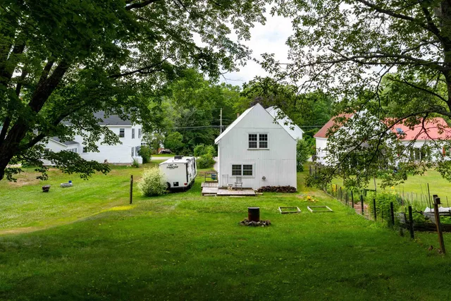 $439,900 | 43 Old Portland Road, Freedom, NH 03836