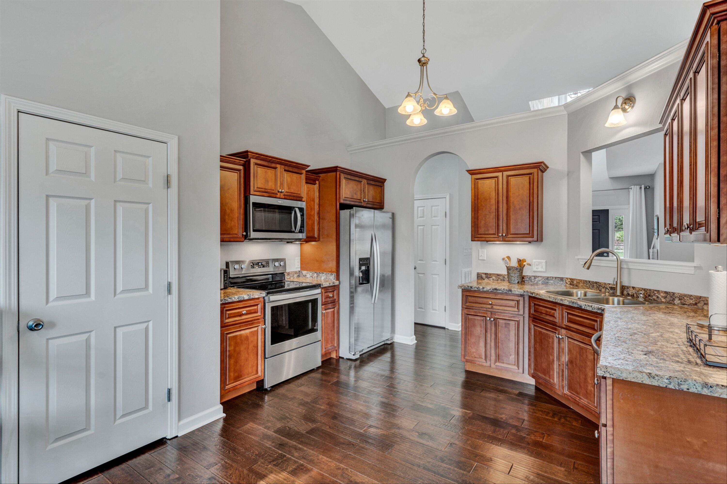1122 Virginia Ridge Drive Hardy, VA 24101 - Photo 9 of 16 09-DSC1225
