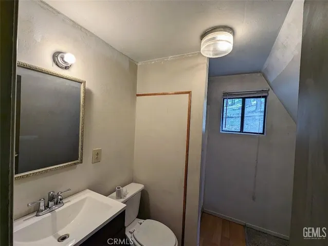 $94,999 | 10521 Pine Drive, Wofford Heights, CA 93285