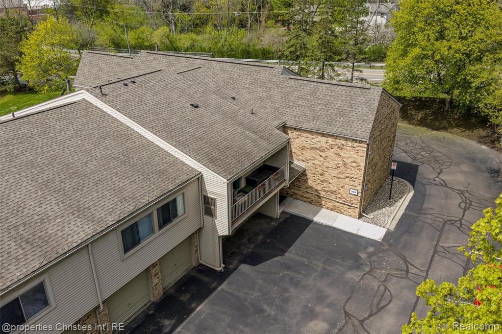 3805 Lone Pine Road, Unit 300 West Bloomfield, MI 48323 - Photo 25 of 26