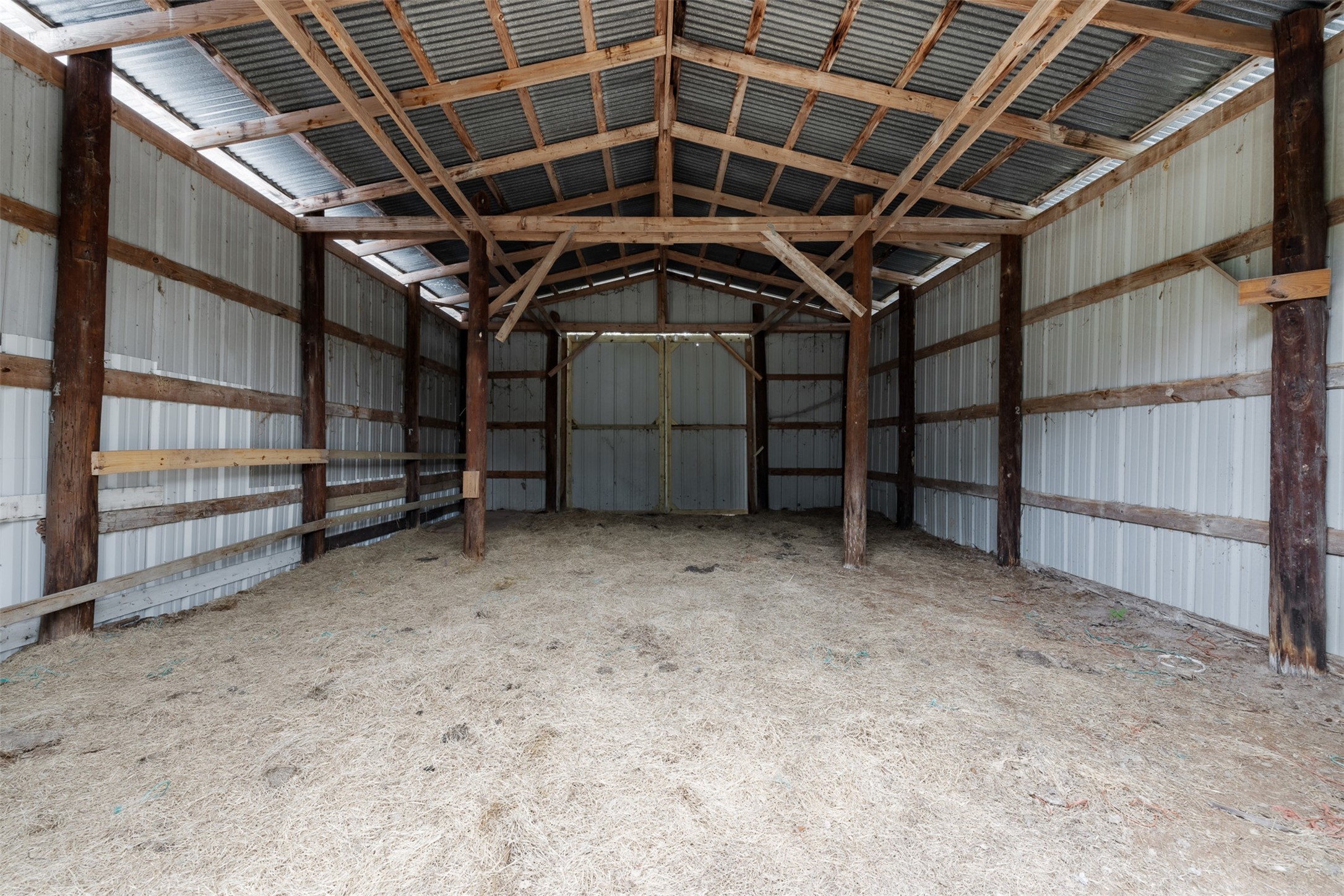 1131 Greak Road Weimar, TX 78962 - Photo 42 of 42 a view of an empty room