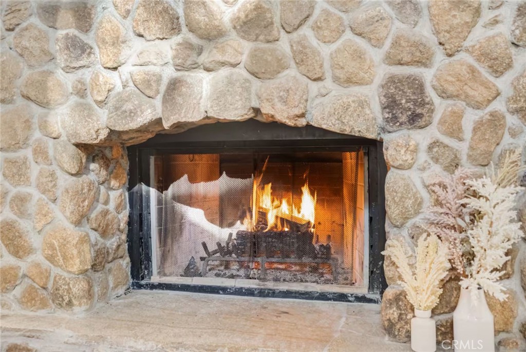 764 Fern Road Lake Arrowhead, CA 92385 - Photo 21 of 60