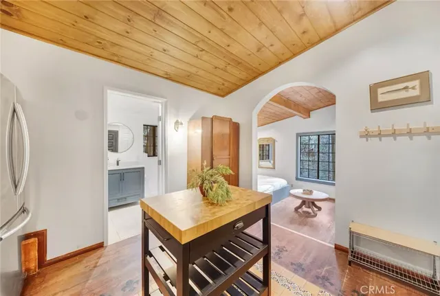 $939,000 | 764 Fern Road, Lake Arrowhead, CA 92385