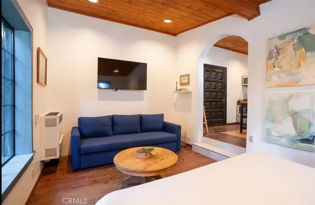 $939,000 | 764 Fern Road, Lake Arrowhead, CA 92385