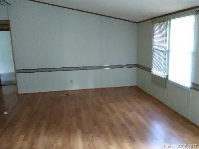 202 State Rd S-20-268 Great Falls, SC 29055 - Photo 3 of 9 Gallery Image 3