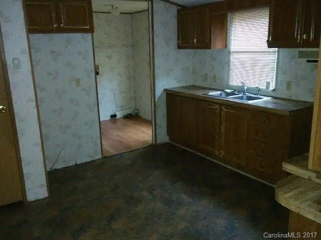 202 State Rd S-20-268 Great Falls, SC 29055 - Photo 4 of 9 Gallery Image 4
