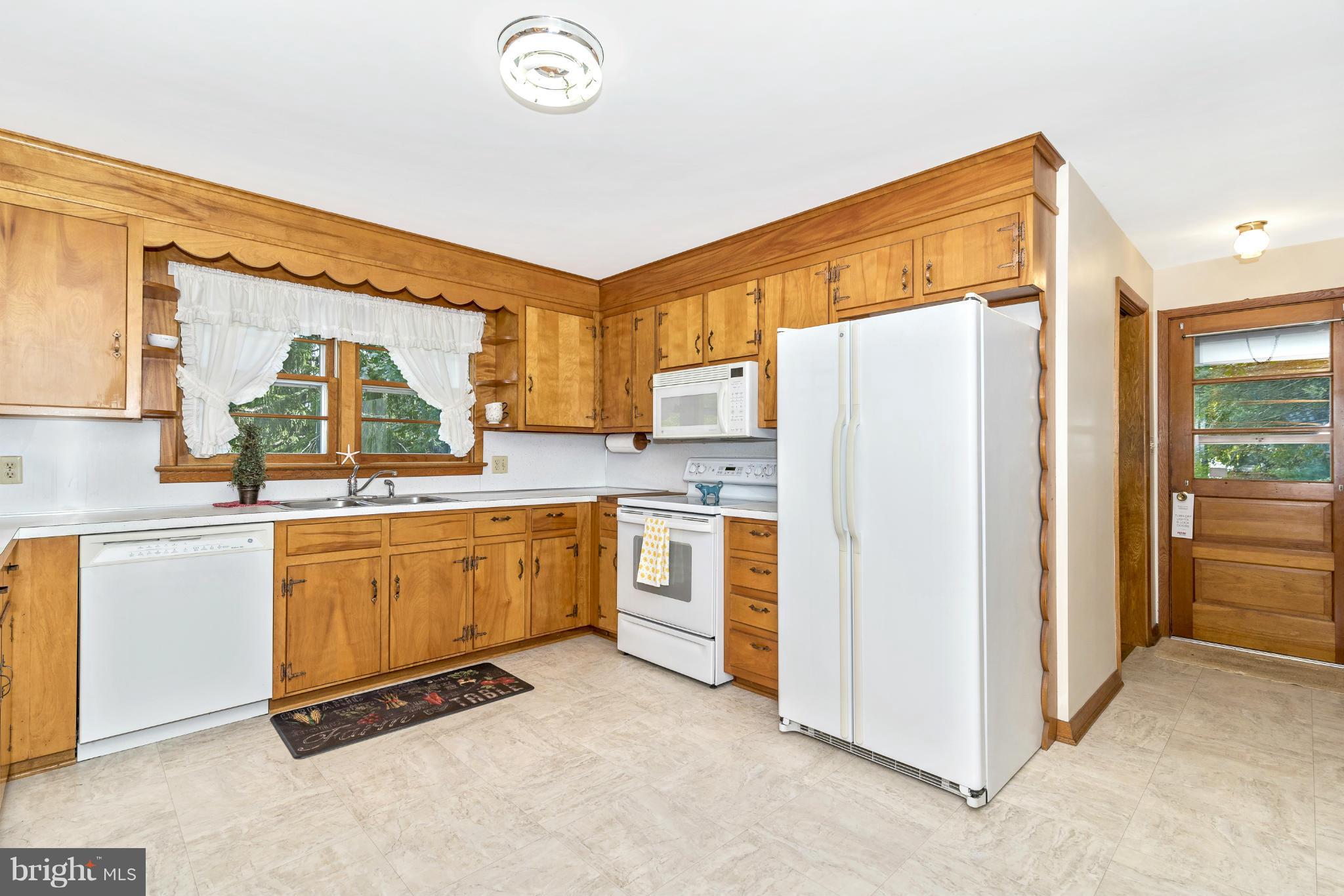 12838 Martin Road Smithsburg, MD 21783 - Photo 13 of 30 Kitchen