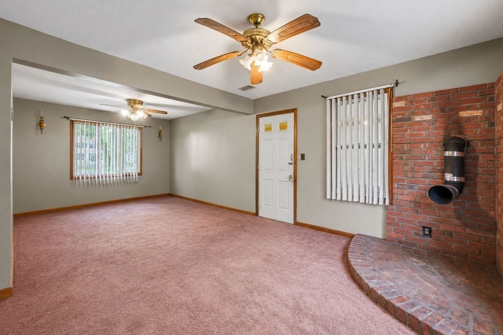 81 Healey Street Springfield, MA 01151 - Photo 8 of 31