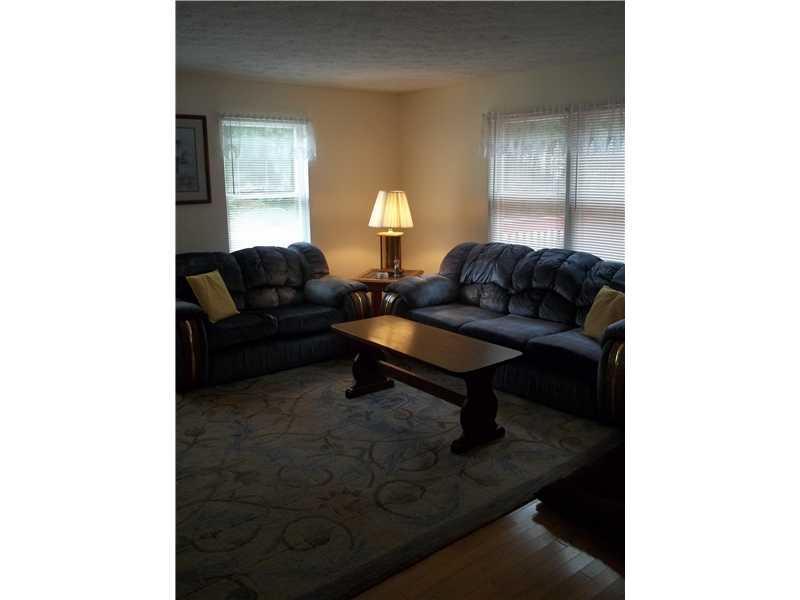 35 Ridgeway Circle North Waterboro, ME 04061 - Photo 19 of 35 Living Room.