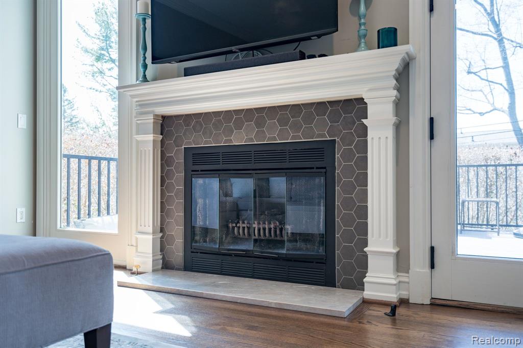 411 Cherry Tree Lane Rochester Hills, MI 48306 - Photo 7 of 61