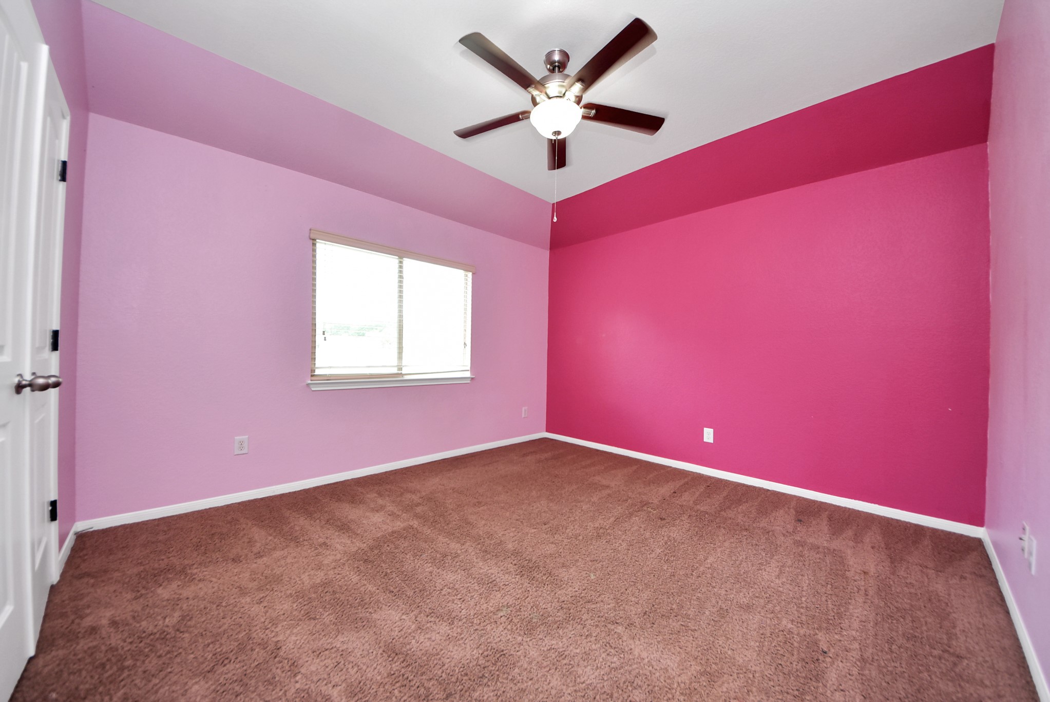 33227 Greenfield Forest Drive Spring, TX 77382 - Photo 27 of 50 a view of an empty room