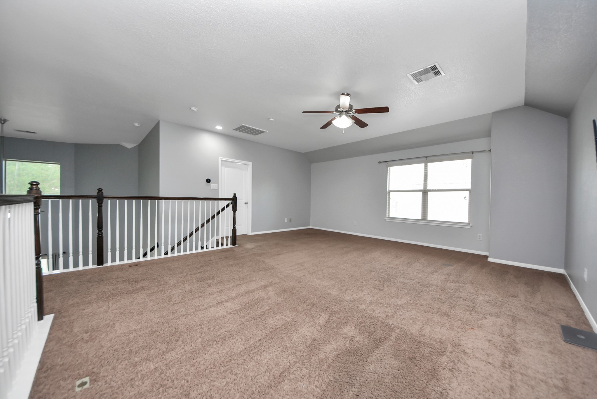 33227 Greenfield Forest Drive Spring, TX 77382 - Photo 29 of 50 a view of an empty room with a window