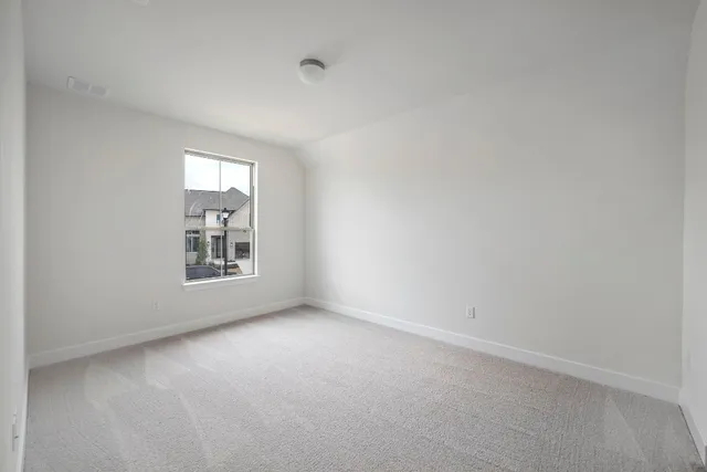 $614,450 | 129 Cloverton Crescent, Hutto, TX 78634