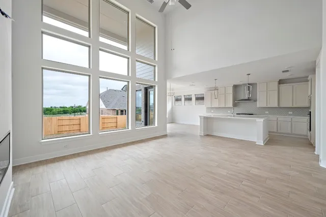 $614,450 | 129 Cloverton Crescent, Hutto, TX 78634