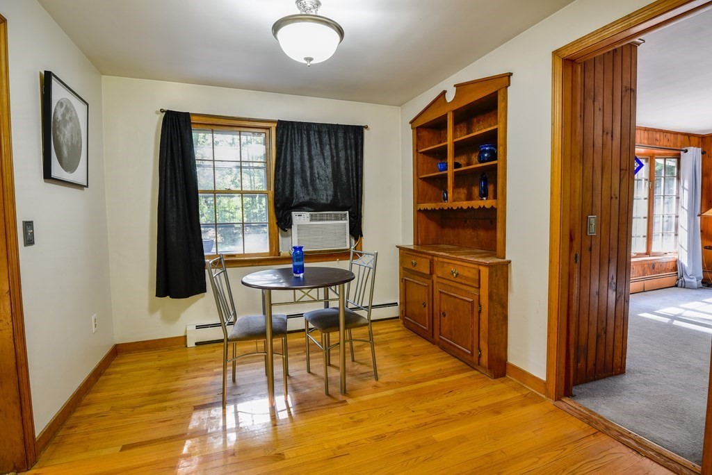 91 Shepard Road Sturbridge, MA 01566 - Photo 5 of 42 Gallery Image 5