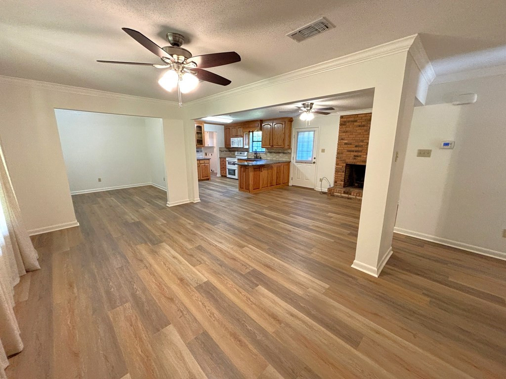 1002 Tennessee Street McComb, MS 39648 - Photo 9 of 29 Photo 9