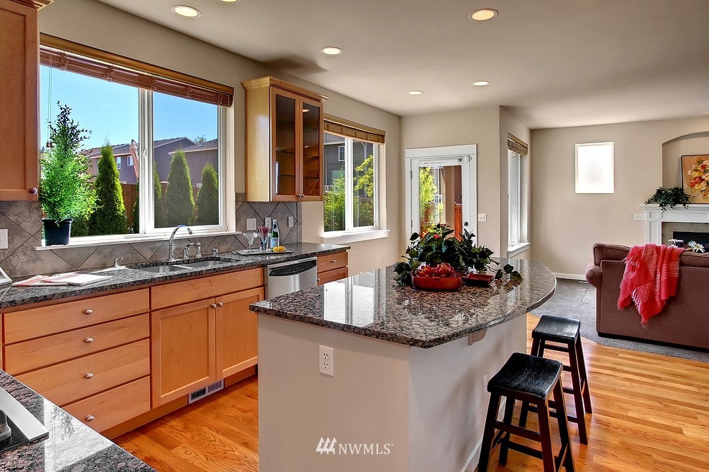 3530 222nd Place Southeast Bothell, WA 98021 - Photo 7 of 17