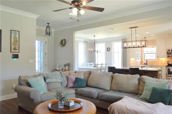 $369,900 | 517 Feliciana Drive, Pineville, LA 71360