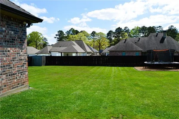 $369,900 | 517 Feliciana Drive, Pineville, LA 71360