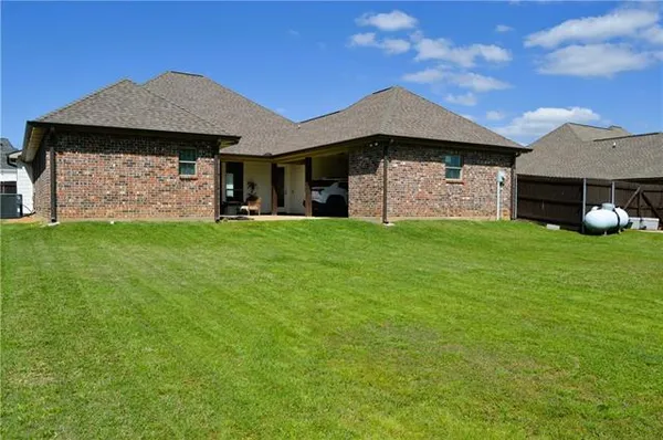 $369,900 | 517 Feliciana Drive, Pineville, LA 71360