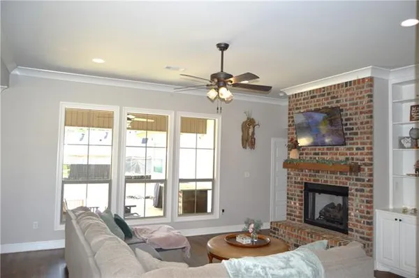 $369,900 | 517 Feliciana Drive, Pineville, LA 71360