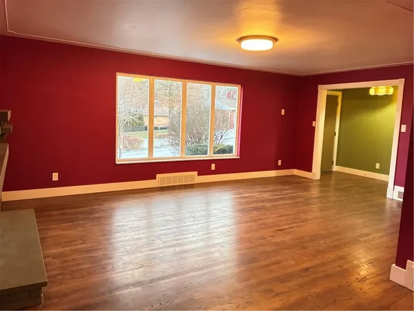 $1,800 | 628 Marple Avenue, Canonsburg, PA 15317