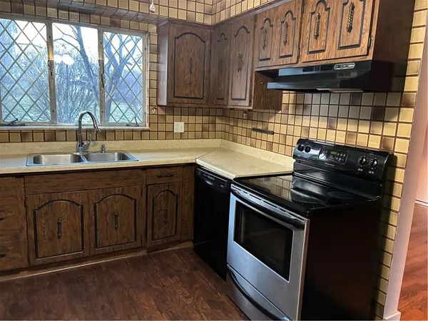 $1,800 | 628 Marple Avenue, Canonsburg, PA 15317